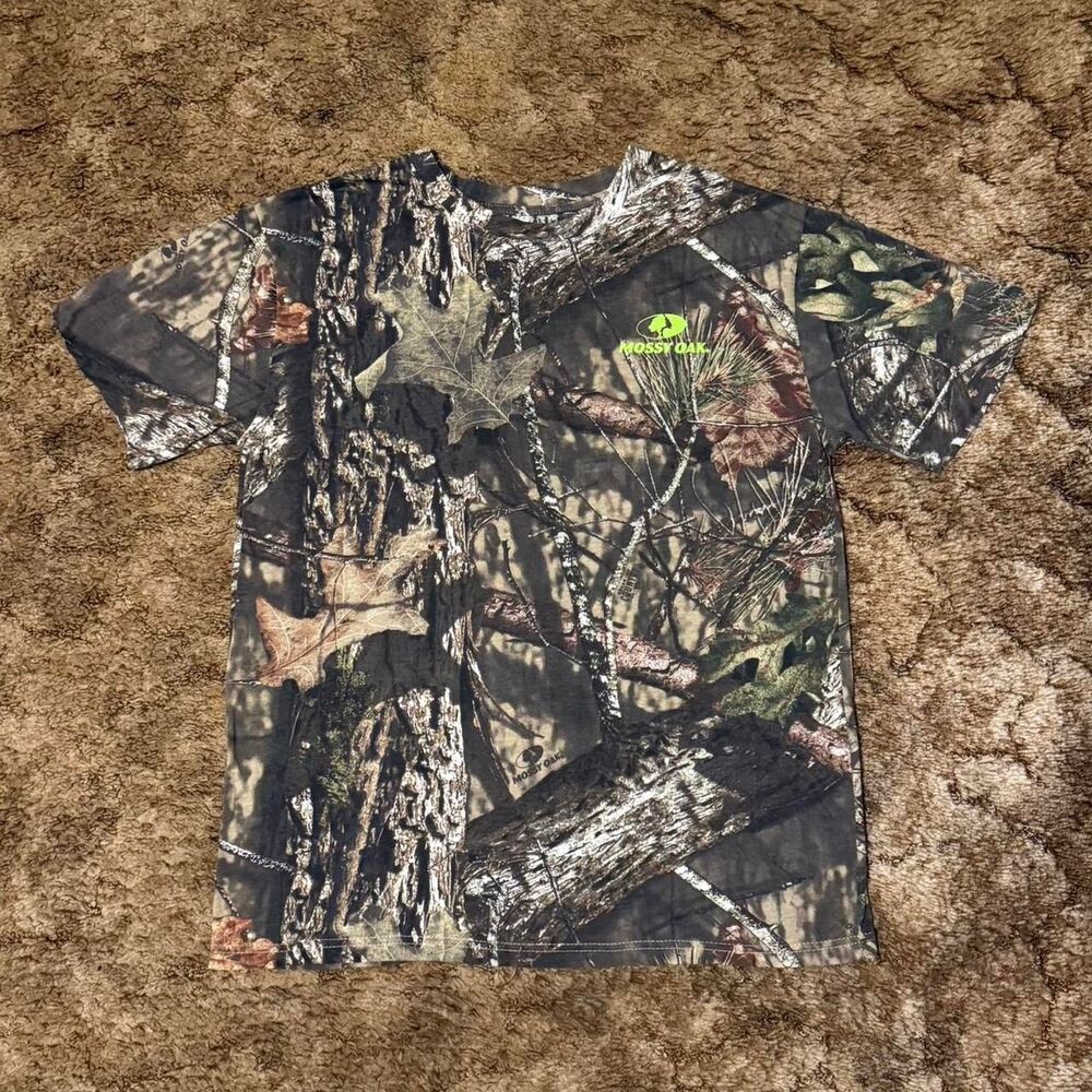 Mossy Oak Break-Up Country Camo Tee Neon Green Logo Hunting Outdoors Size Large